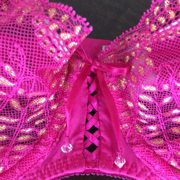 Victoria’s Secret unlined Demi bra - Picture 2 of 9